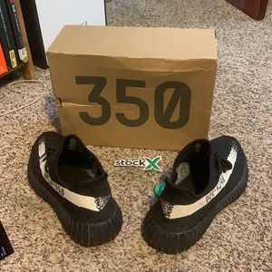 Yeezy boost 350 V2 core black/white